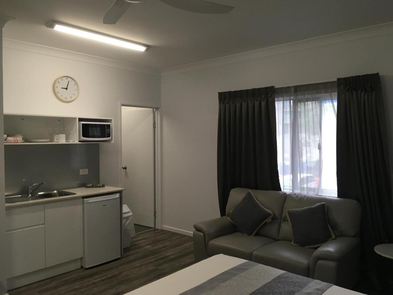 Escape On Lake Cairns Luaran gambar